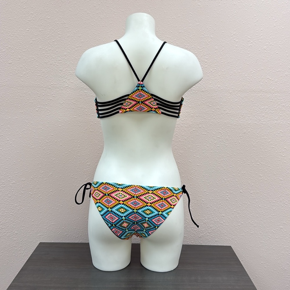 Vibrant Multicolor Geometric Bikini Set - image 2